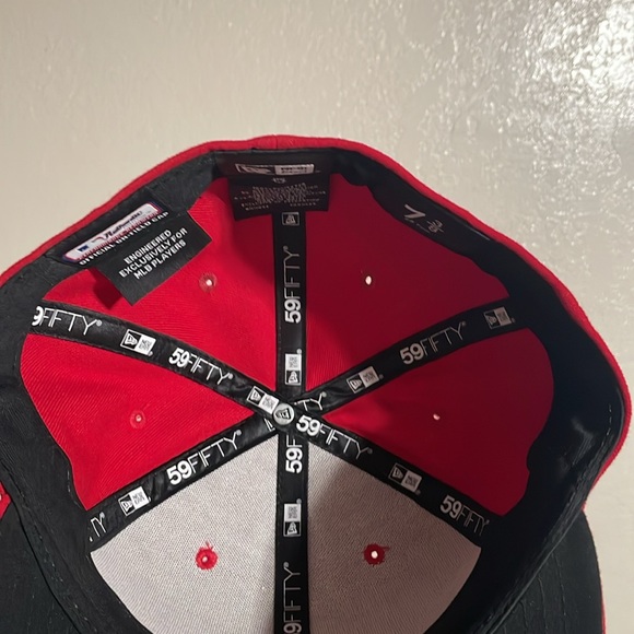 Angels fitted hat - Picture 6 of 7